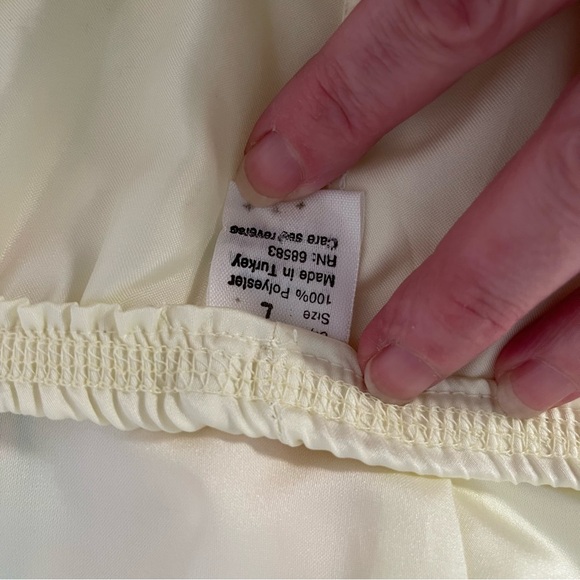 Vintage Satin Embroidered Floral Pajama Set Shorts Top Medium Large Pink Cream - Picture 7 of 8